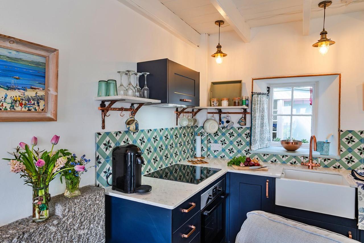 Finest Retreats - Cosy Mousehole Cottage With Sea Views Экстерьер фото