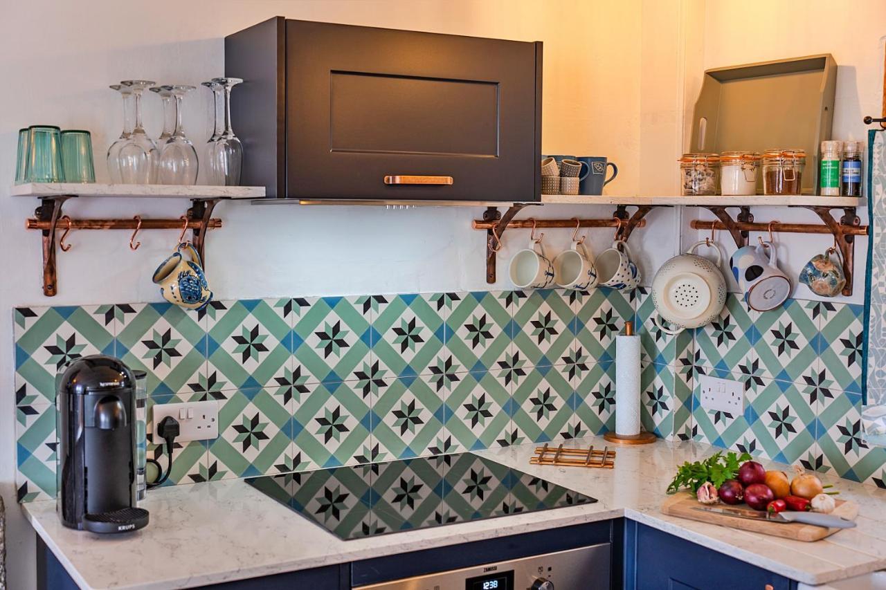 Finest Retreats - Cosy Mousehole Cottage With Sea Views Экстерьер фото
