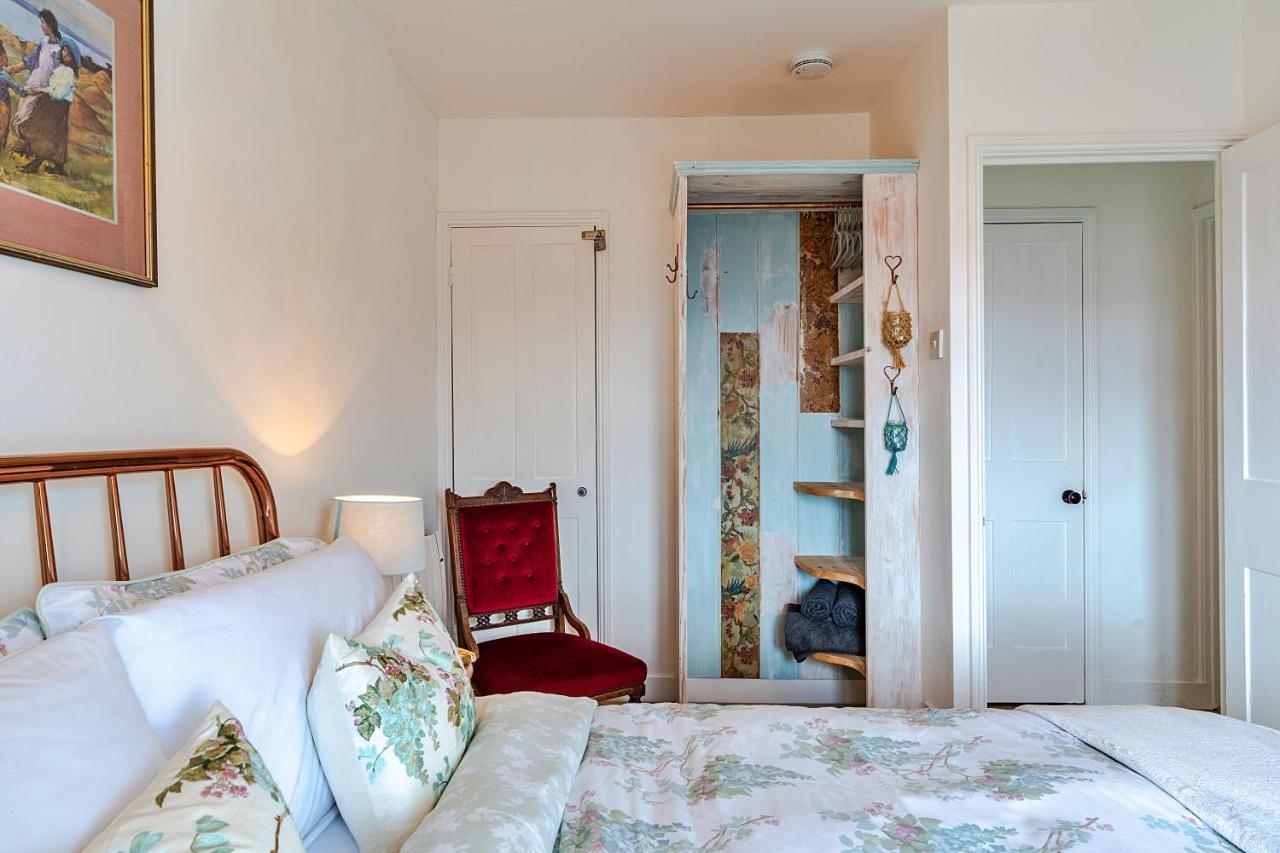 Finest Retreats - Cosy Mousehole Cottage With Sea Views Экстерьер фото